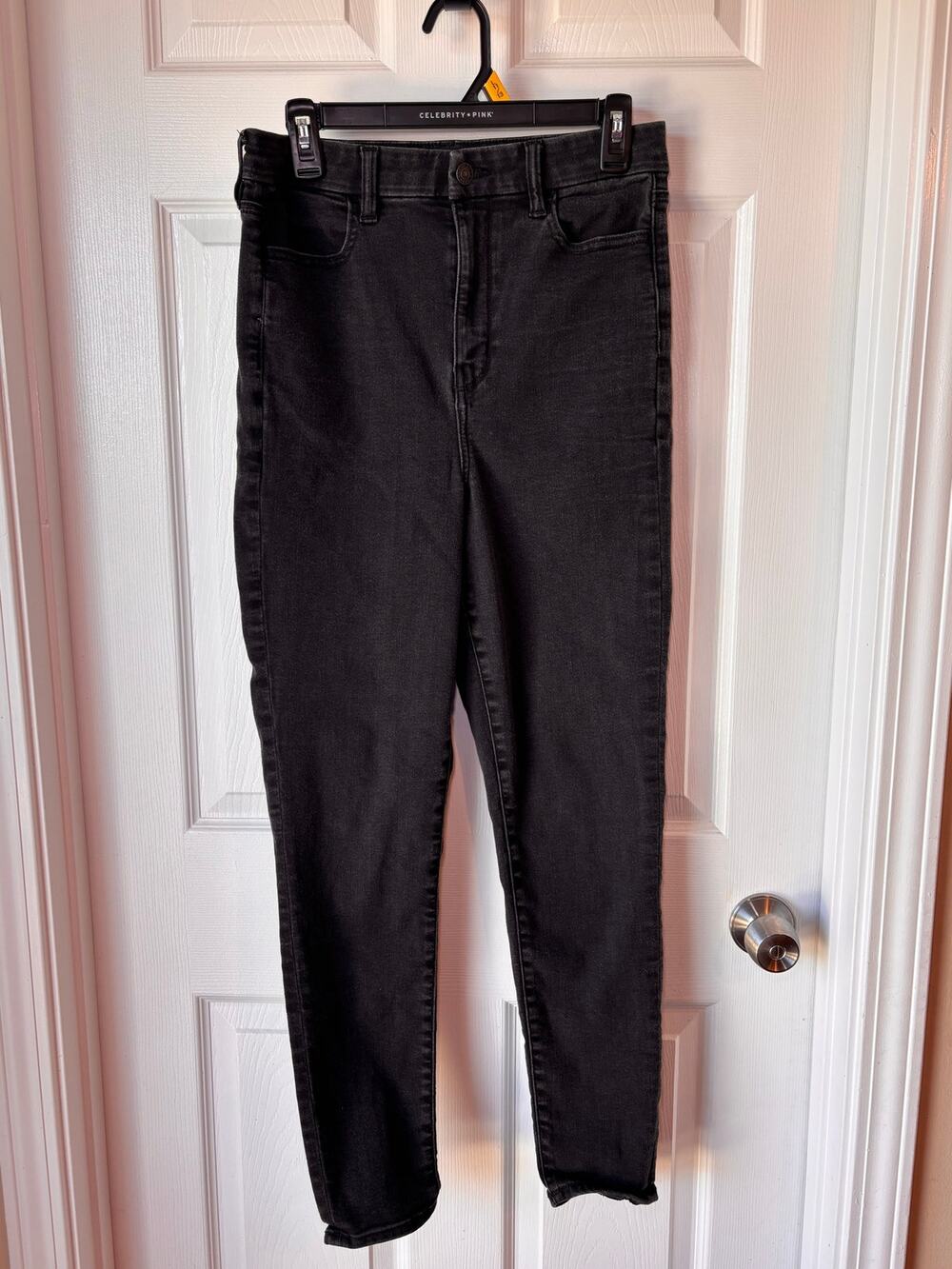 American Eagle Women’s Size 10 Black High Rise Jegging Next Level Stretch Jeans